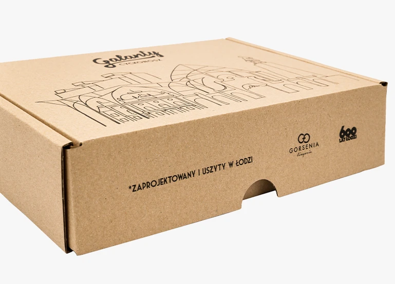 karton jubileuszowy miasta z własnym nadrukiem opakowanie z nadrukiem wyjątkowy sposób na uczczenie jubileuszu wyjątkowej okazji 